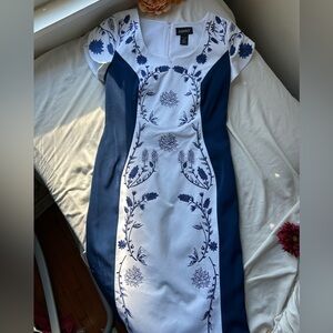 NWT Ashro Navy and White Embroidered Midi Dress